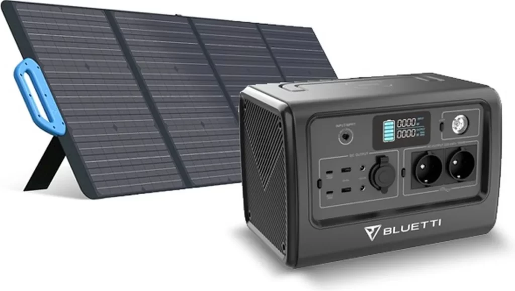 bluetti power station solar gadget